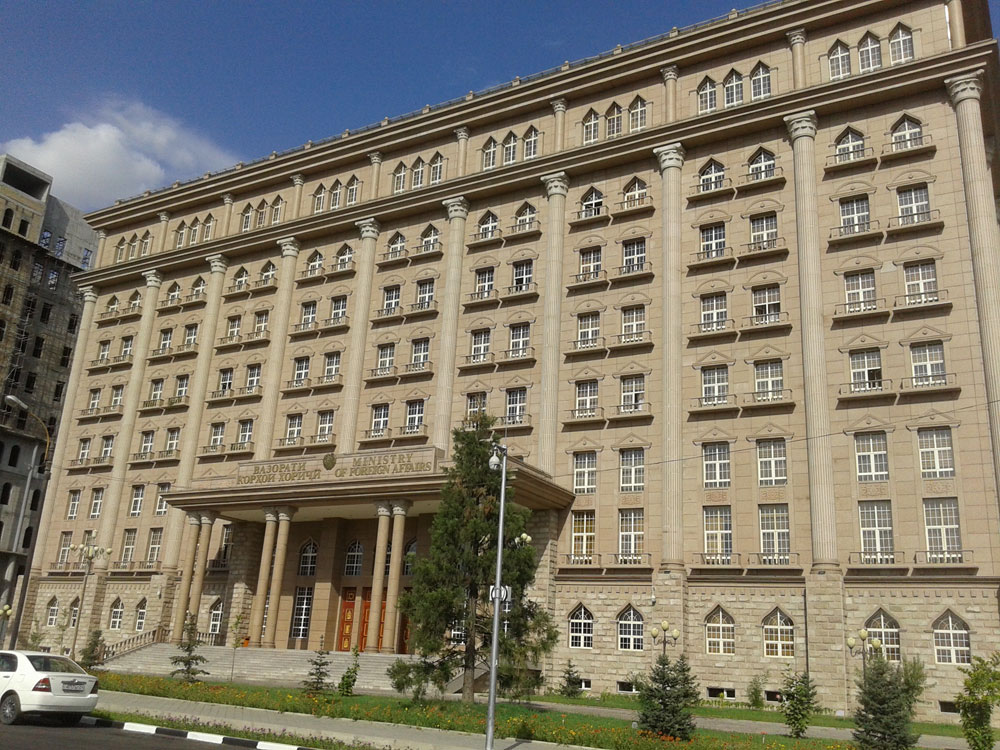 297404_mid-tajikistan-08-2015.jpg